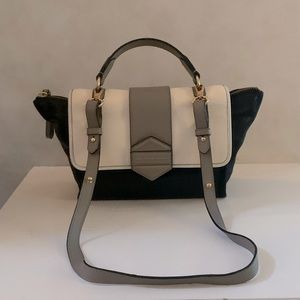 MARC JACOBS TOP HANDLE CROSSBODY BAG